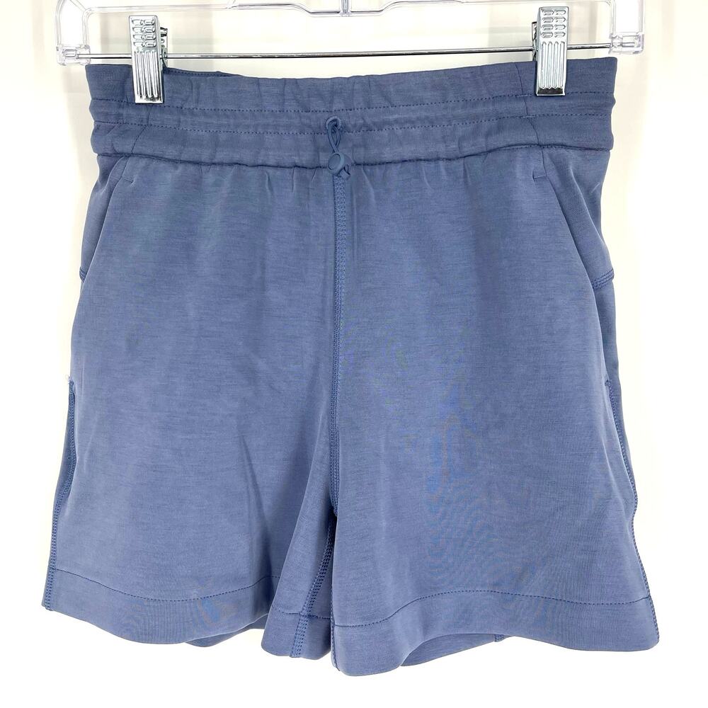 Lululemon Softstreme HR Short 4" Blue Size 2